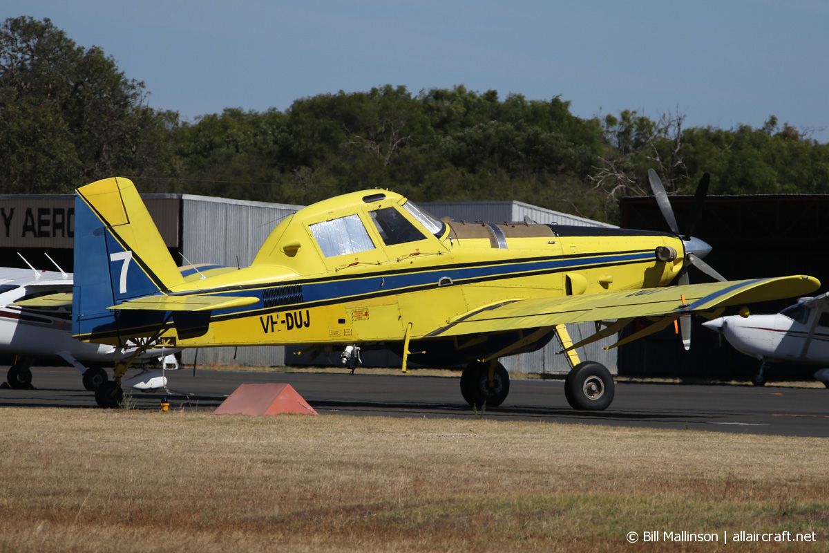 VH-DUJ ( 802-0237 ) Air Tractor AT-802