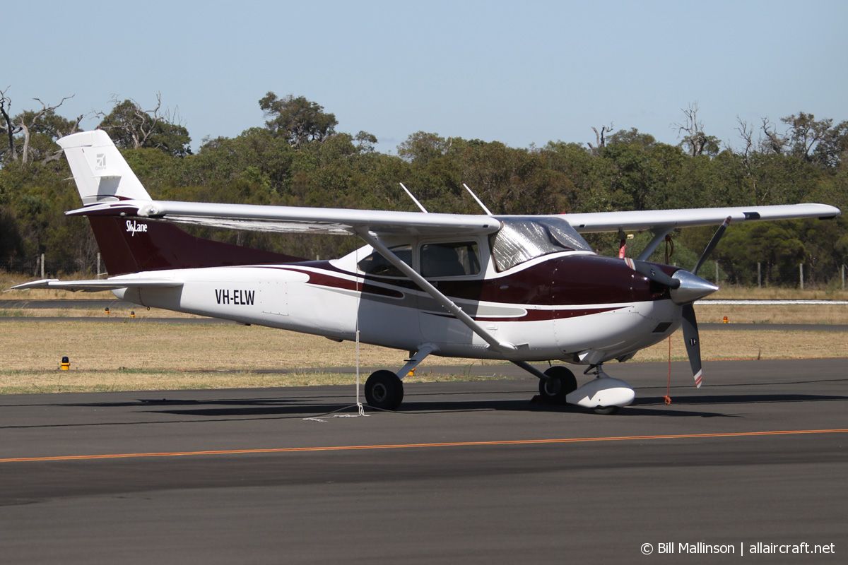 VH-ELW · Cessna 182T Skylane · (BUY / YBUN)