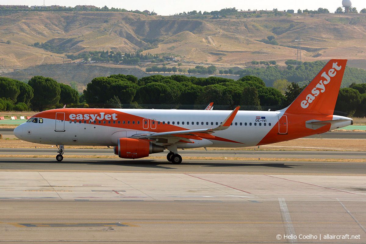 OE-IVI (7490) 2016 Airbus A320-214(WL)
