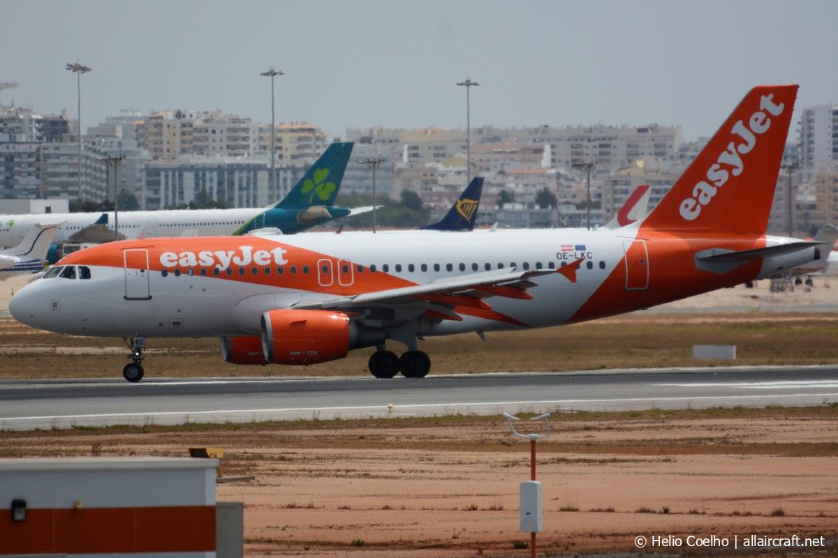 OE-LKC (4056) 2009 Airbus A319-111