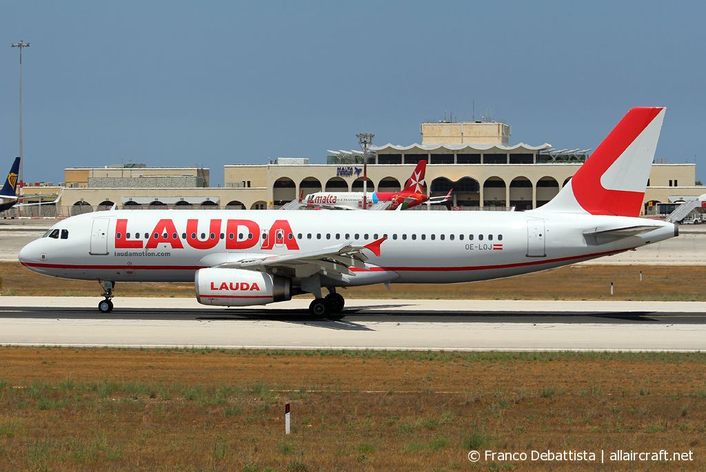 OE-LOJ (2288) 2004 Airbus A320-232