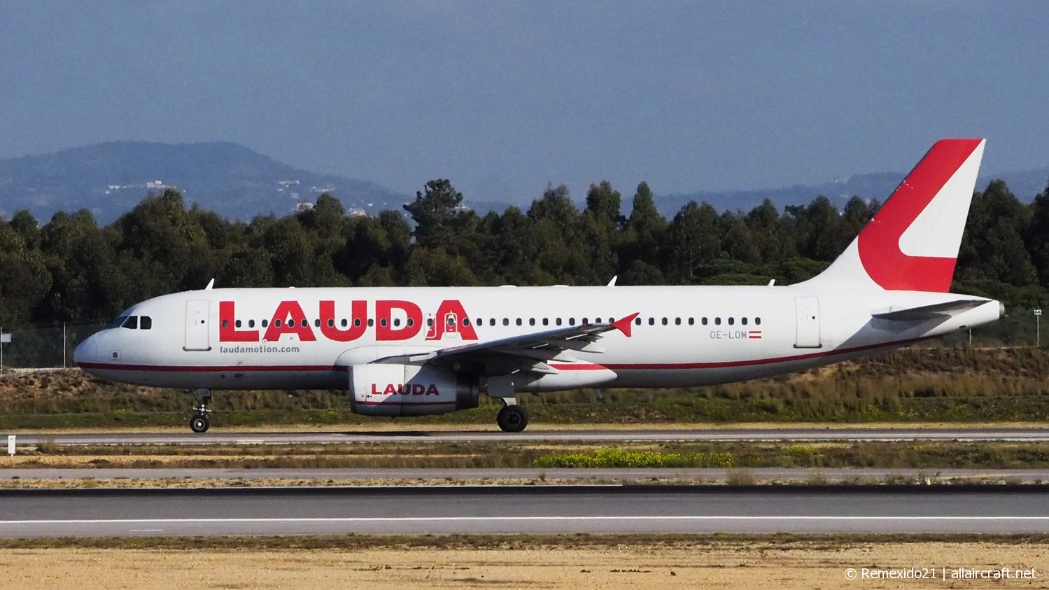 OE-LOM (2984) 2006 Airbus A320-232