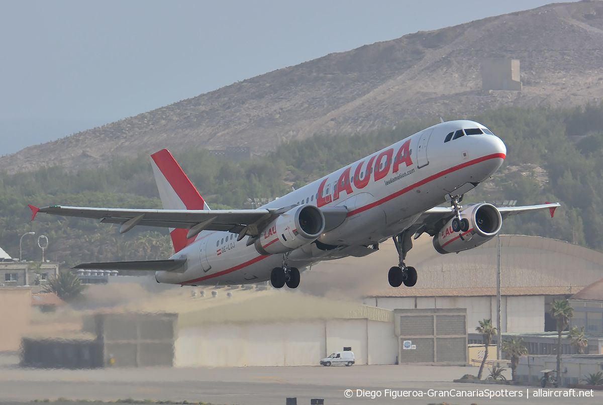 OE-LOJ (2288) 2004 Airbus A320-232