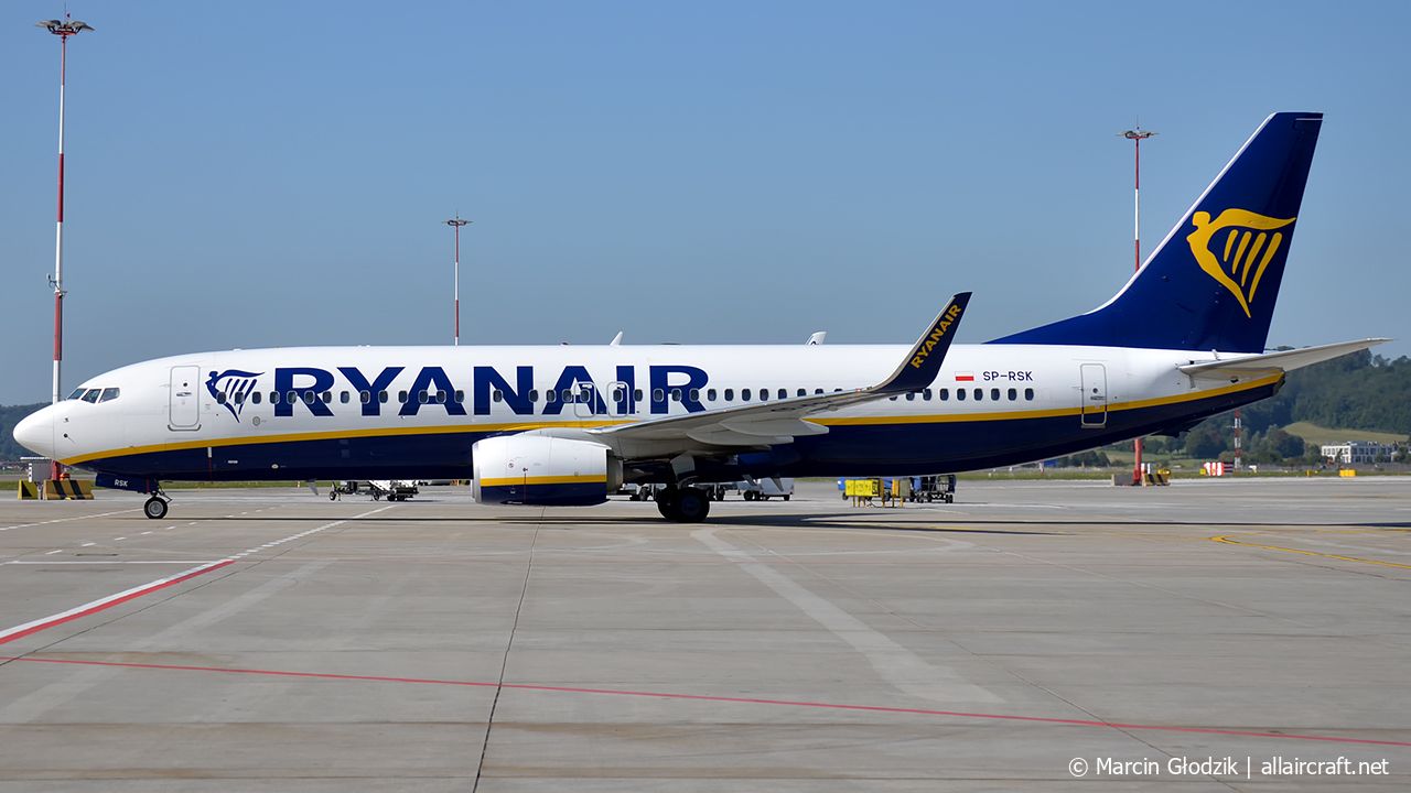 SP-RSK (44847) 2018 Boeing 737-8AS(WL)