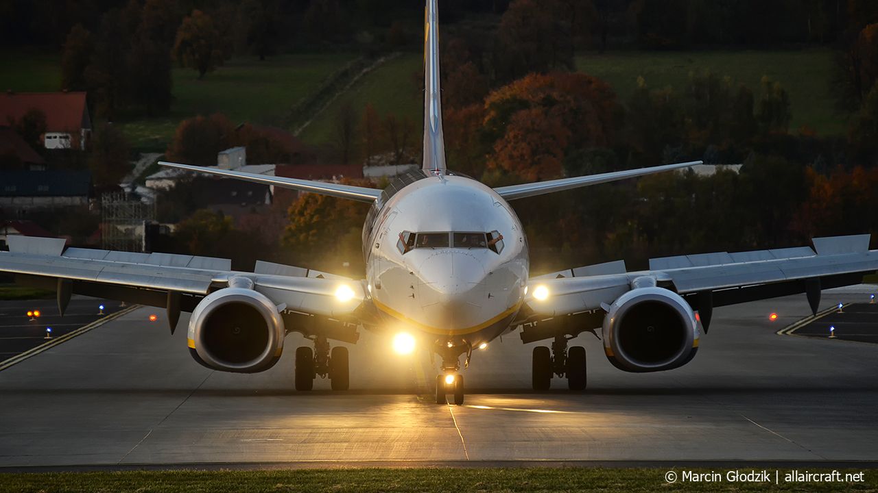 SP-RSA (44686) 2014 Boeing 737-8AS(WL)