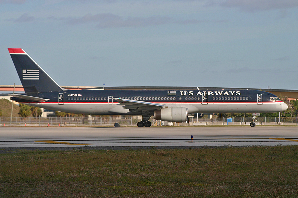 N927UW, (cn 27123/534), Boeing 757-2B7
