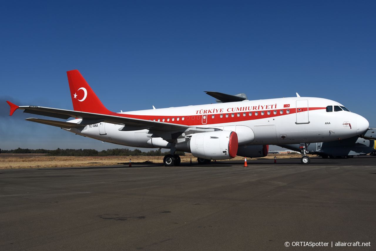 TC-ANA (1002) 1999 Airbus A319-115 CJ
