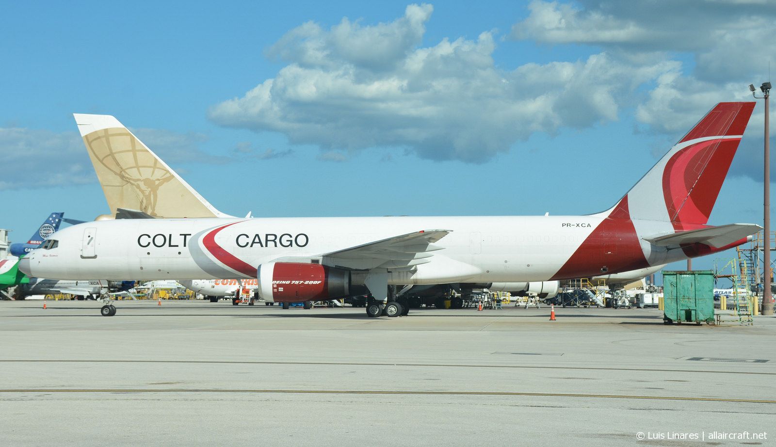 PR-XCA (24235) 1988 Boeing 757-28A SF