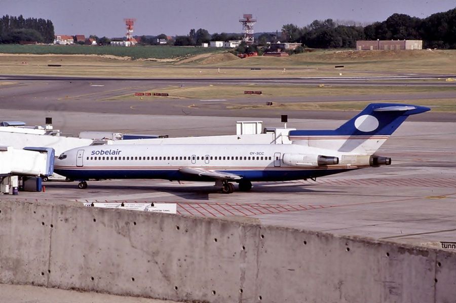 OY-SCC (21945) 1979 Boeing 727-212(Adv)