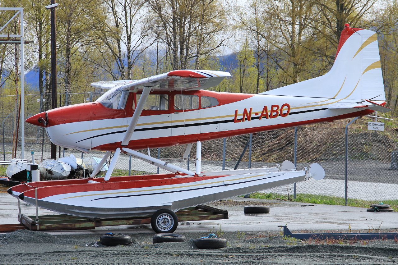 LN-ABO (185-0439) Cessna 185A Skywagon