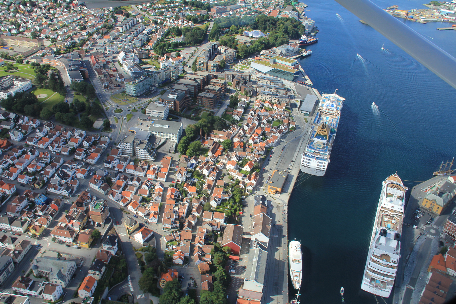 LN-BEM (U20601530) Cessna U206E Stationair