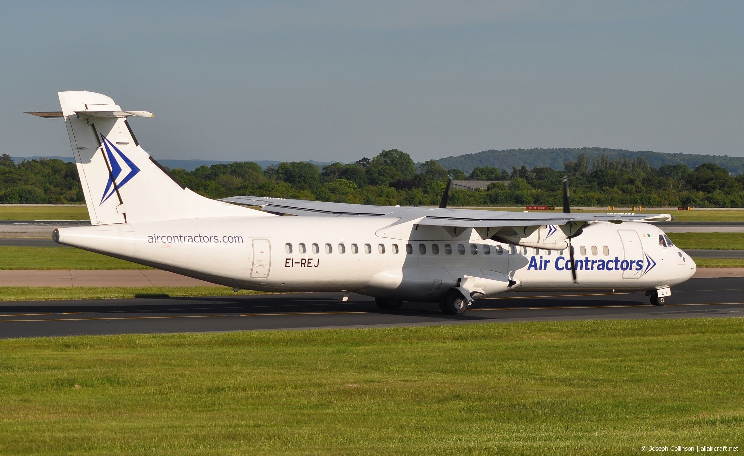 EI-REJ (126) 1989 ATR-72-201(F)