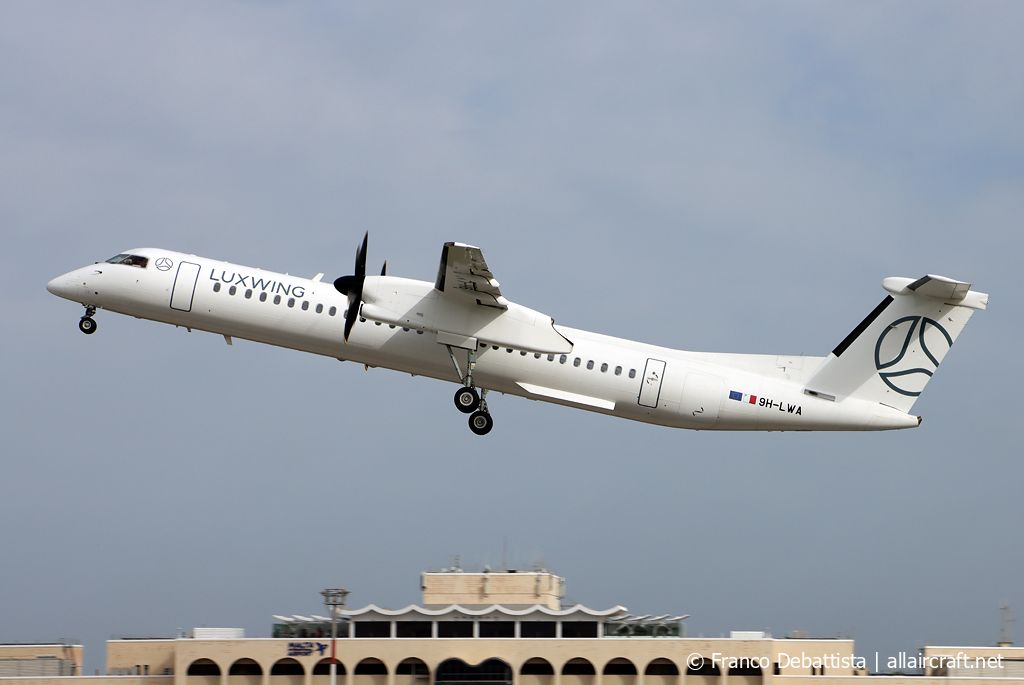 9H-LWA (4088) 2004 Bombardier Dash 8-Q402
