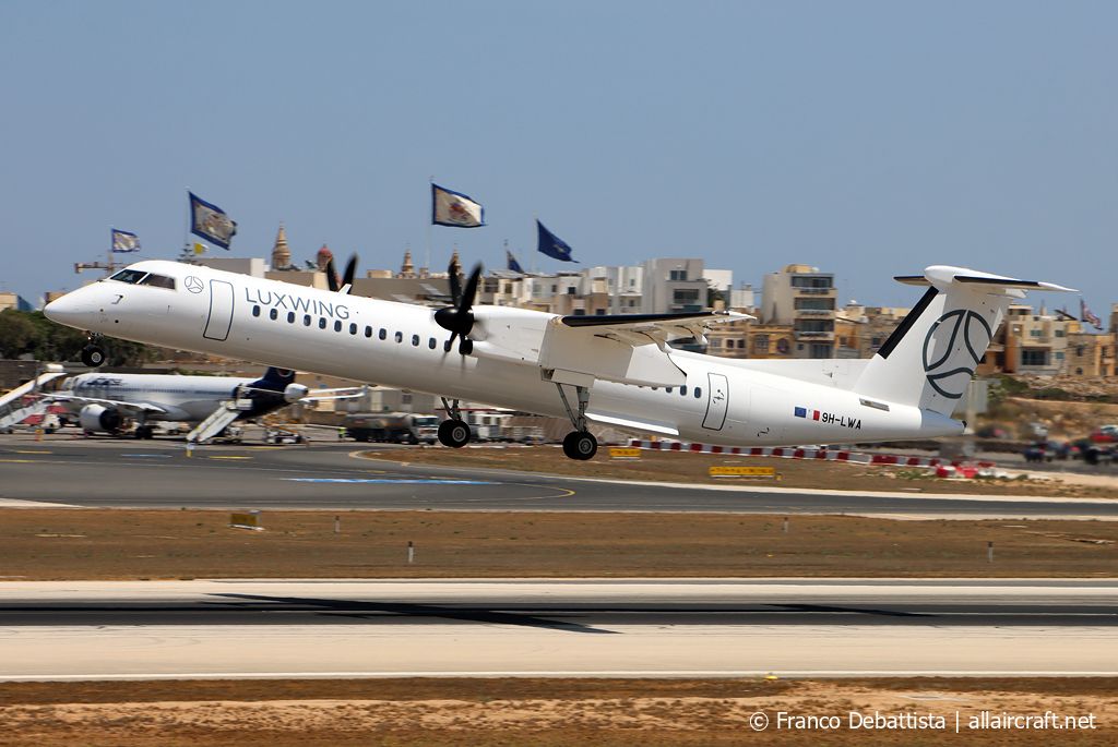 9H-LWA (4088) 2004 Bombardier Dash 8-Q402
