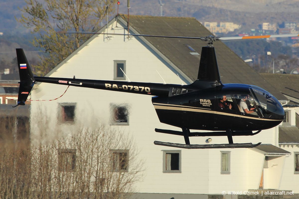 RA-07370 (742) Robinson R66 Turbine Marine