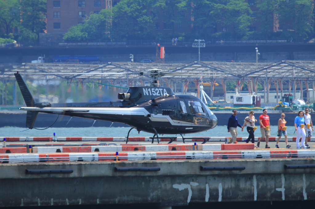 N152TA · Aerospatiale AS-350B-1 Ecureuil · (JRB / KJRB)