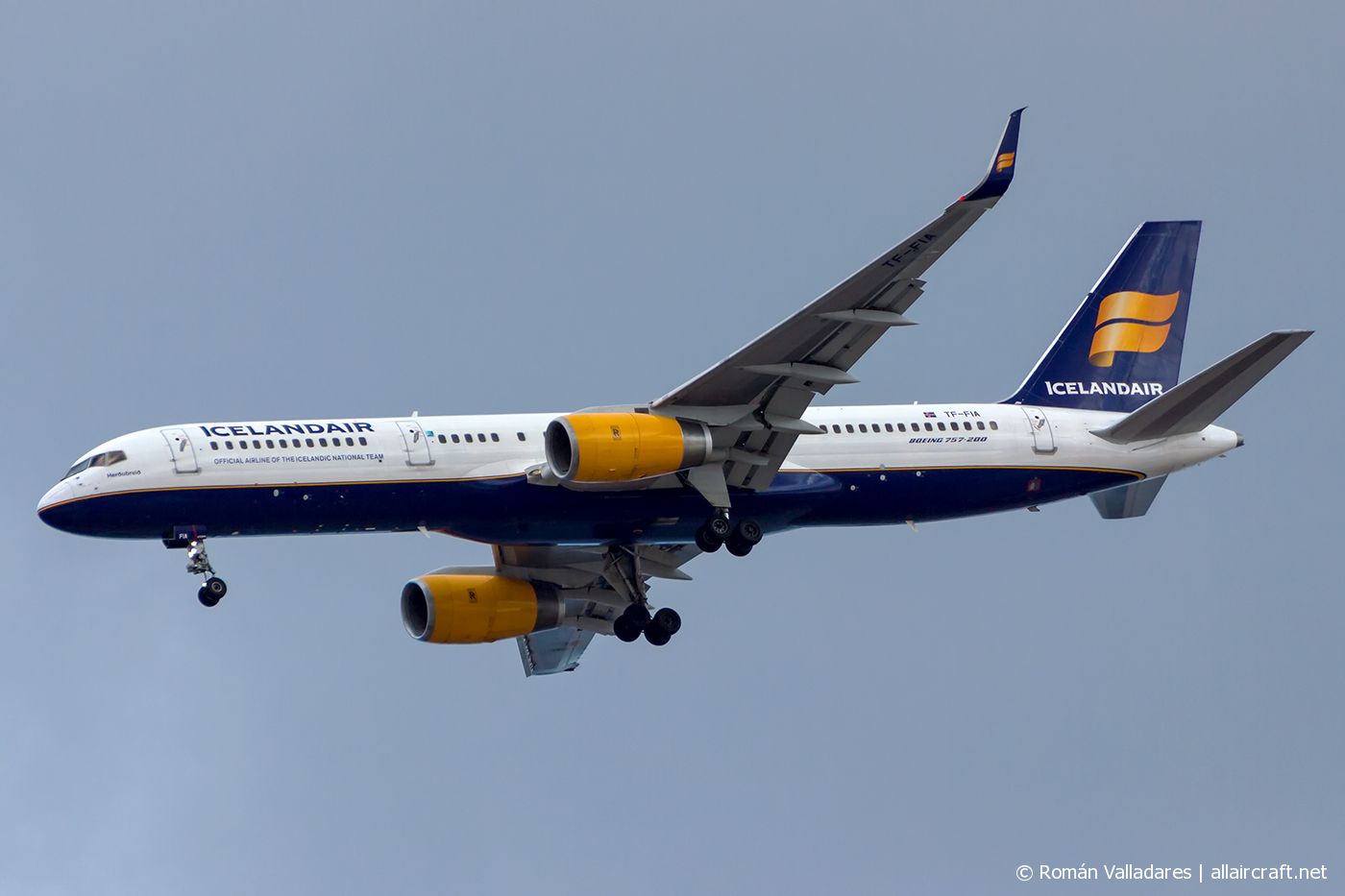 TF-FIA (29310) 2000 Boeing 757-256(WL)