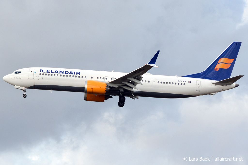 TF-ICA (44357) 2019 Boeing 737-9 MAX