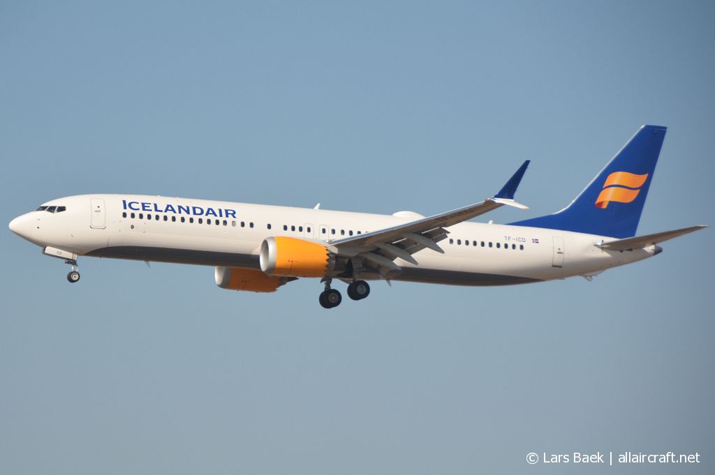 TF-ICD (44361) 2021 Boeing 737-9 MAX
