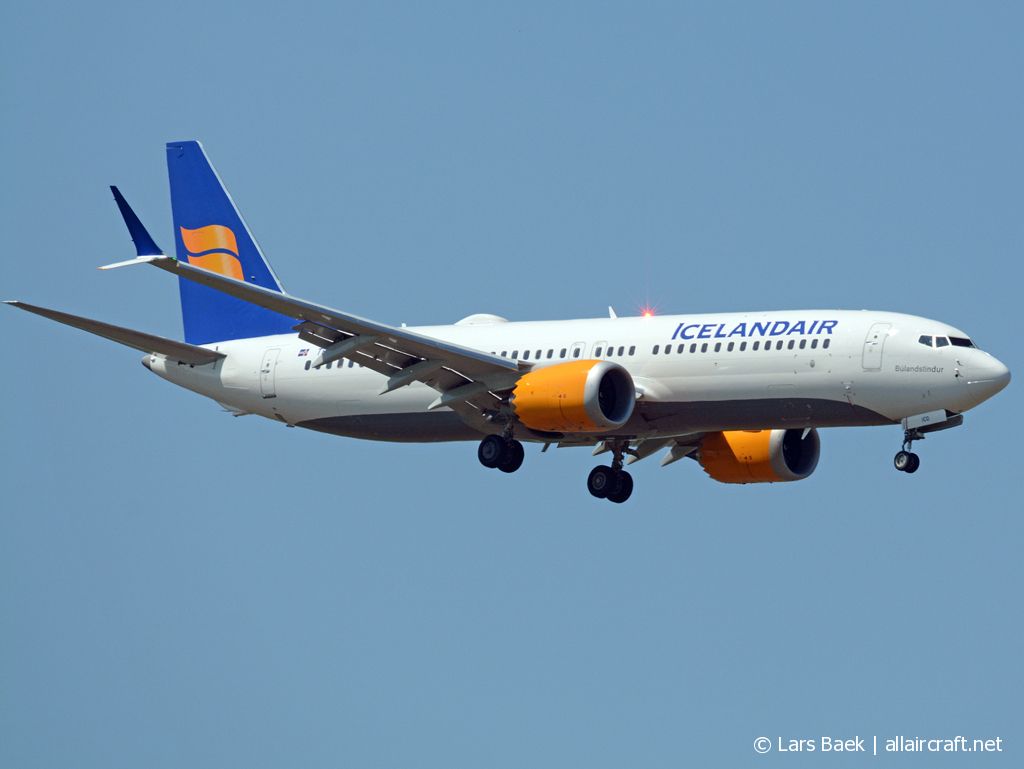 TF-ICO (44358) 2019 Boeing 737-8 MAX