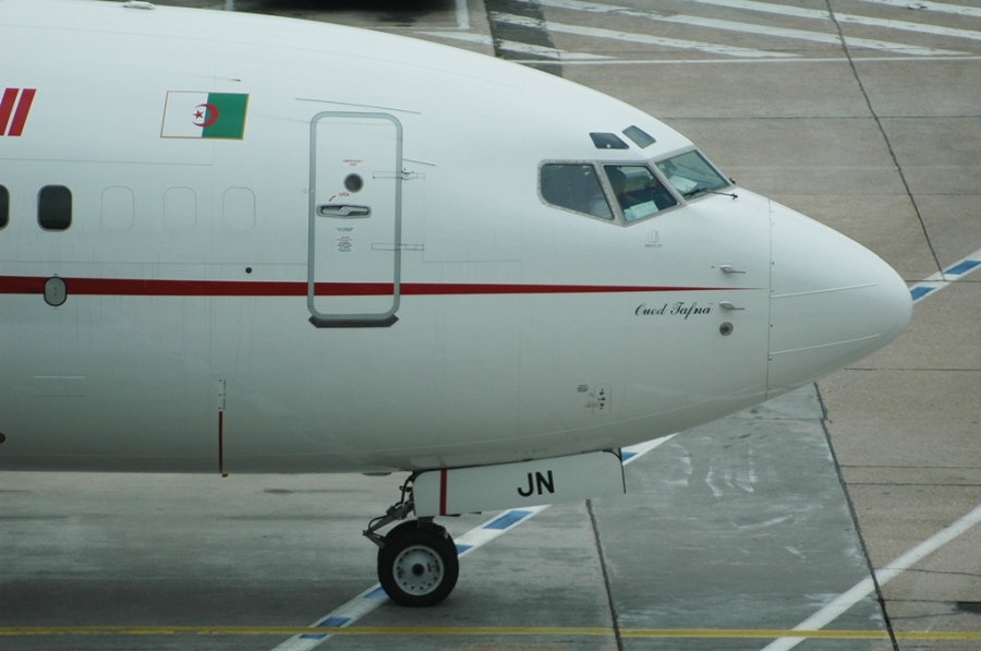 7T-VJN (30206) 2001 Boeing 737-8D6
