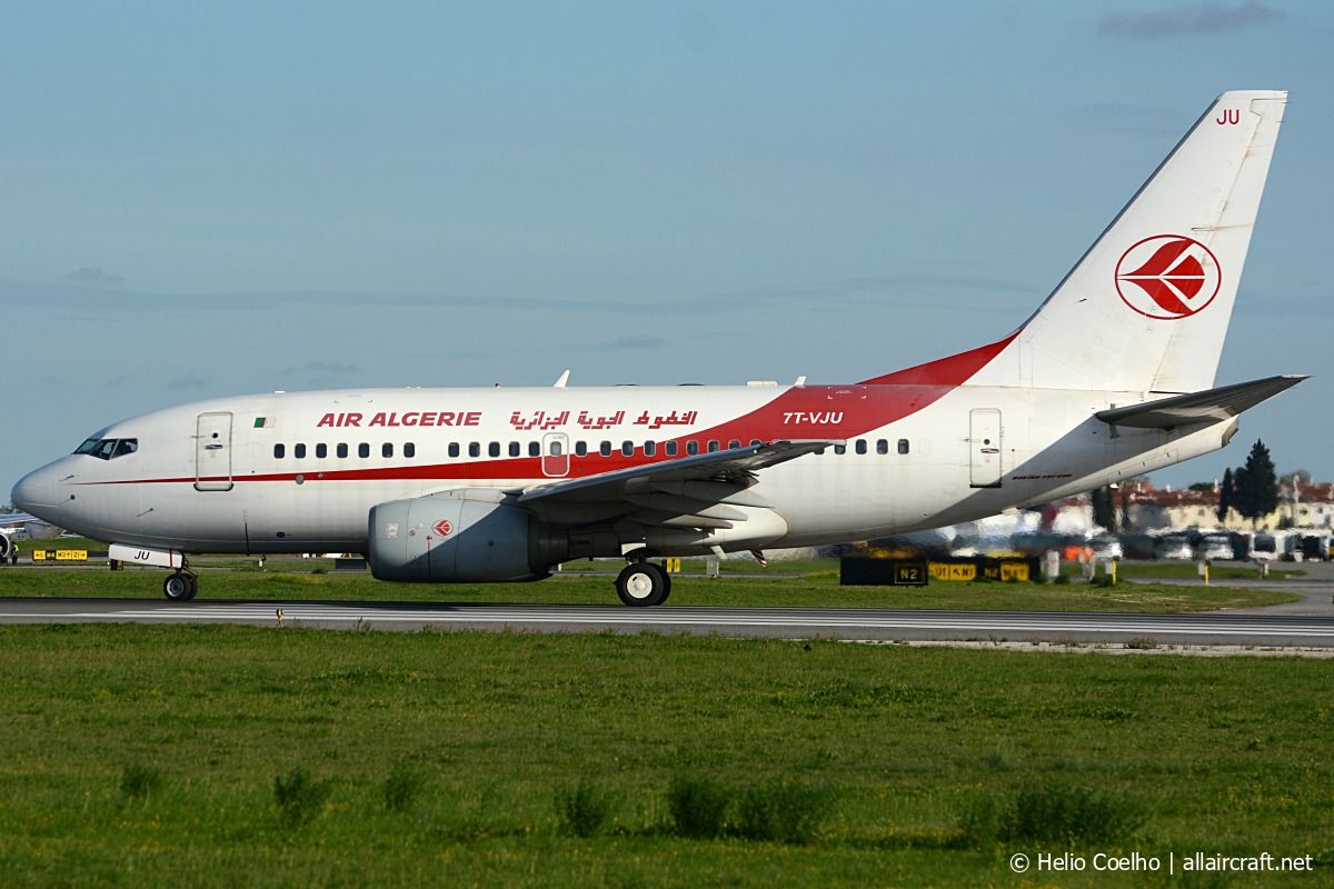 7T-VJU (30211) 2002 Boeing 737-6D