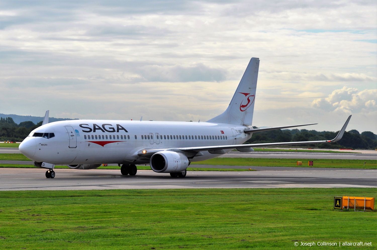 TC-SGI (28069) 1998 Boeing 737-86J(WL)