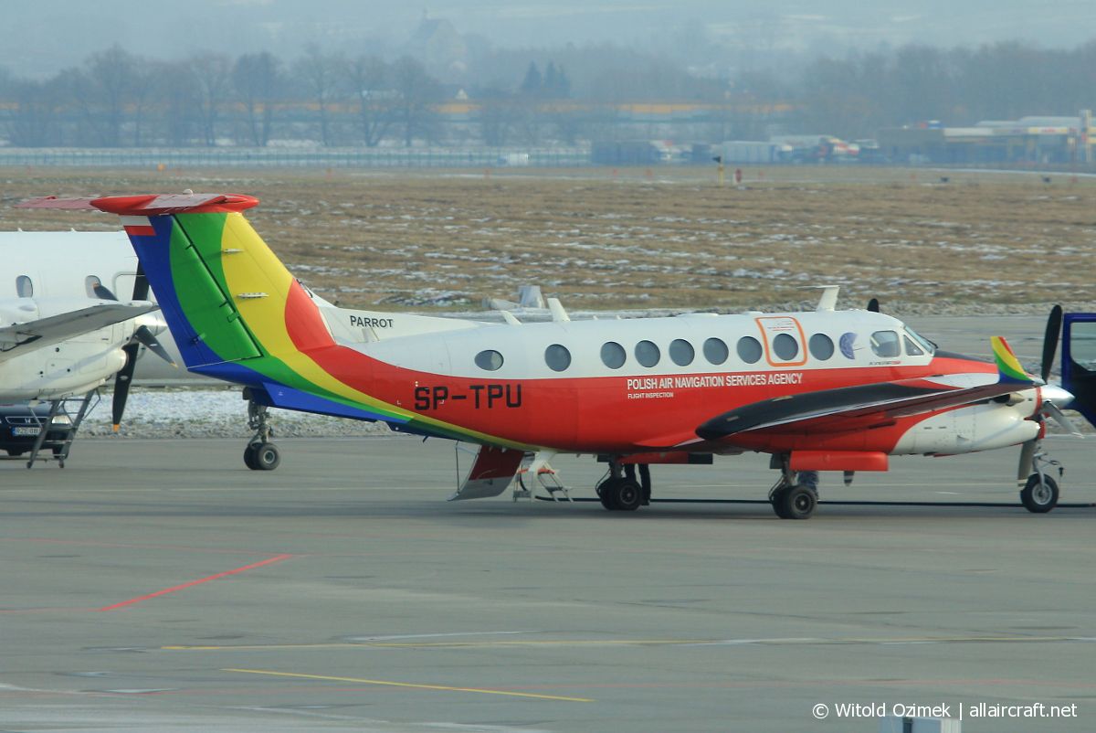 SP-TPU (FL-948) 2015 Beechcraft B300 King Air 350