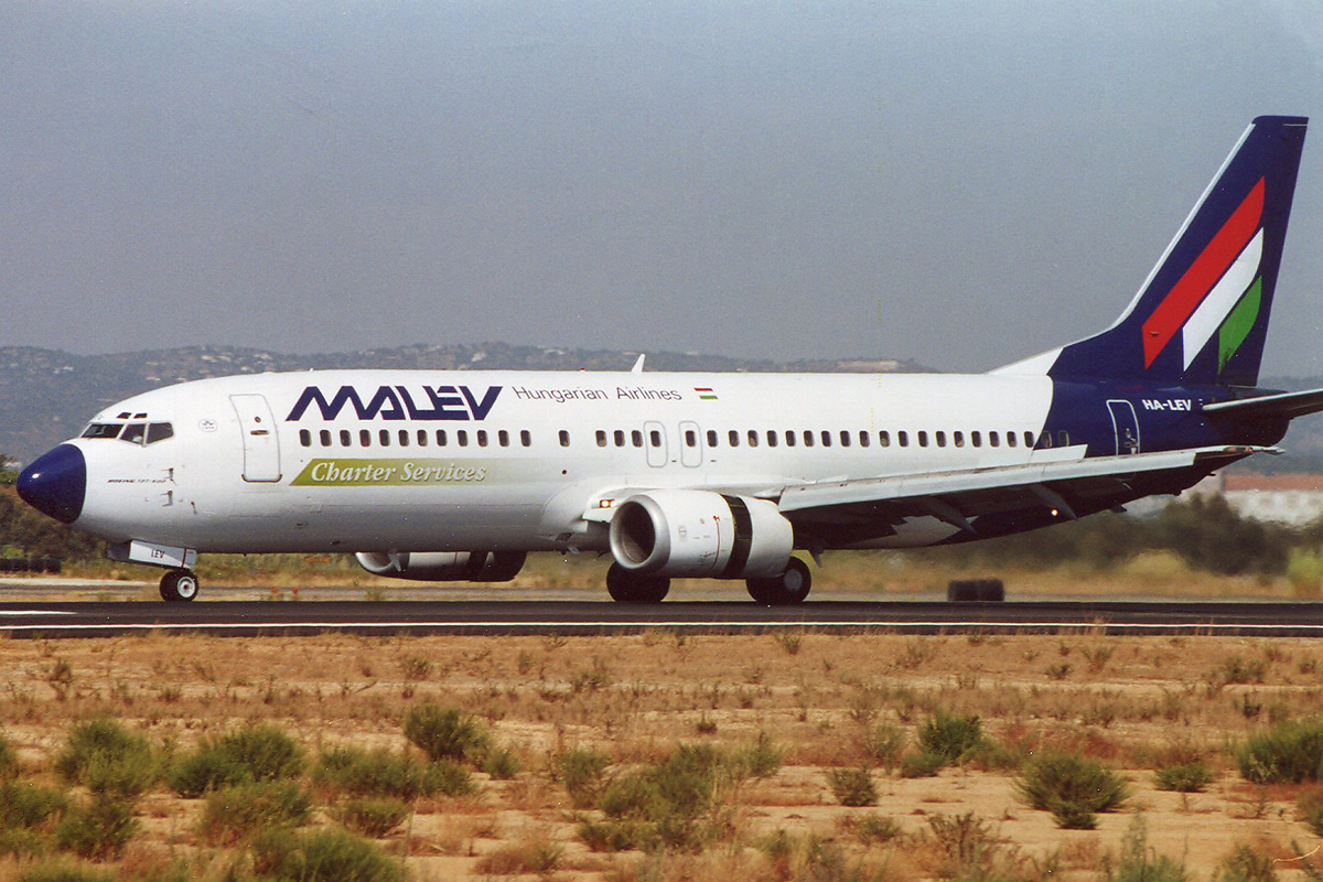 HA-LEV (24904) 1991 Boeing 737-4Y0