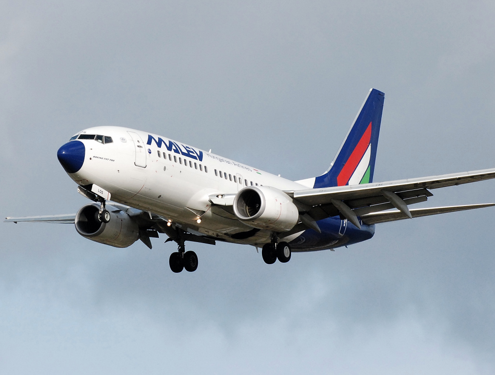 HA-LOS (29359) 2005 Boeing 737-7Q8