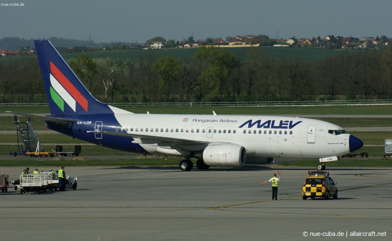 HA-LOB (29346) 2003 Boeing 737-7Q8