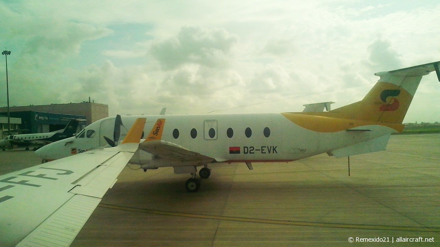 D2-EVK (UE121) 1995 Beechcraft 1900D