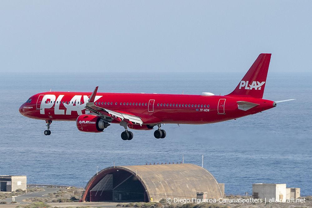 TF-AEW (8008) 2018 Airbus A321-251N