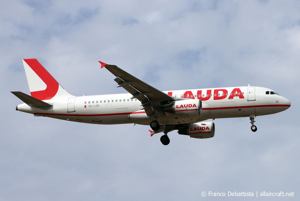 9H-LON (3048) 2007 Airbus A320-214