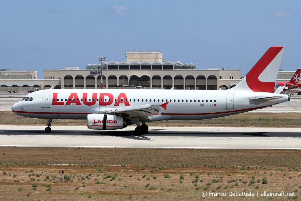 9H-LOT (2522) 2005 Airbus A320-232