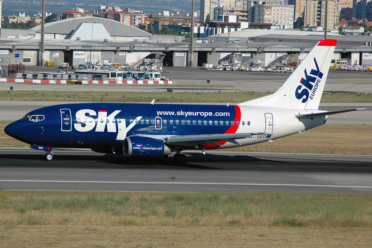 OM-SED (cn 24826) Boeing 737-53C