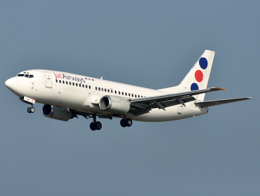 YU-ANW (24141) 1988 Boeing 737-3H9