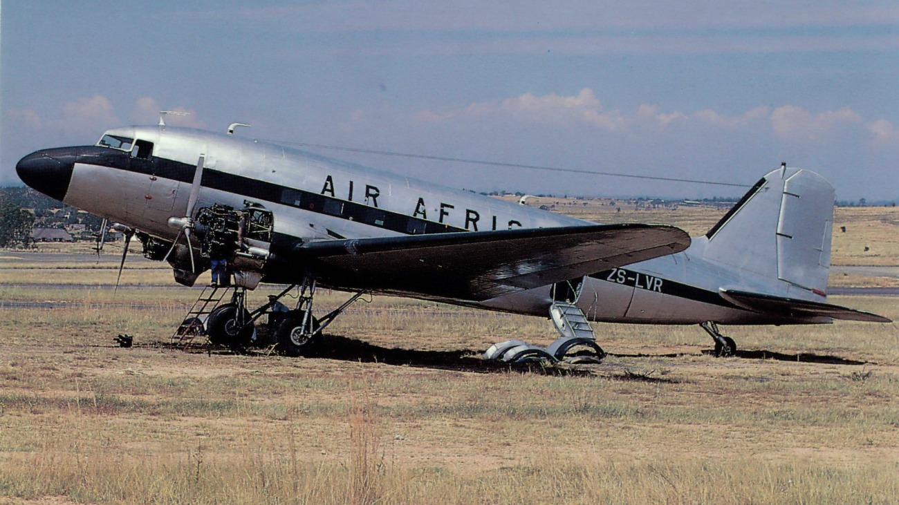 ZS-LVR (20475) 1944 Douglas DC-3C