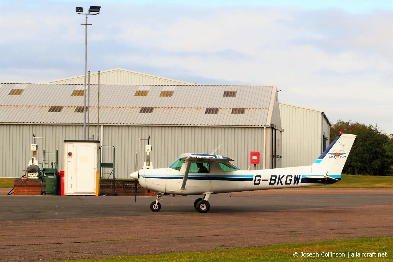 G-BKGW (1878) 1981 Reims-Cessna F152