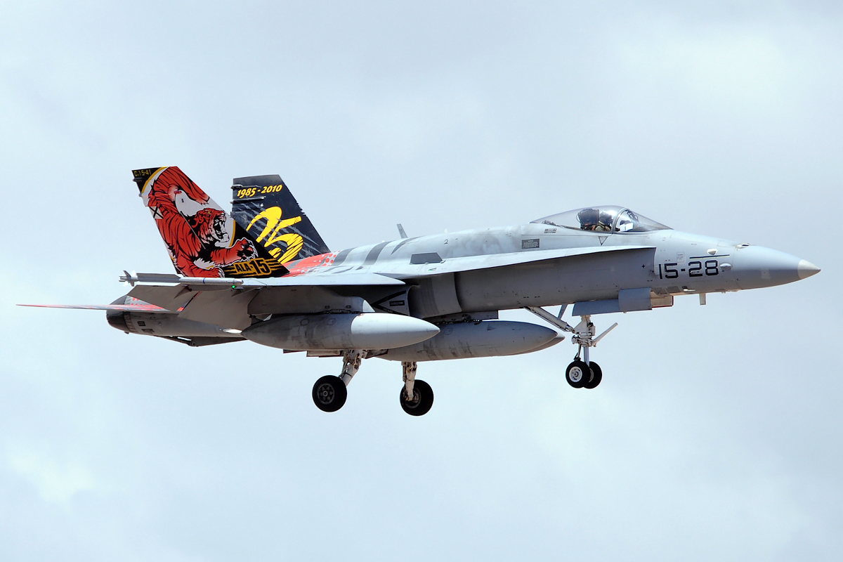 C.15-41 / 15-28 McDonnell Douglas EF-18A Hornet