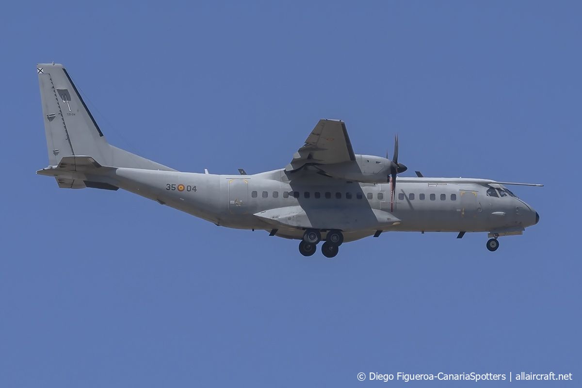 T.21-04 / 35-42 2003 CASA C-295M