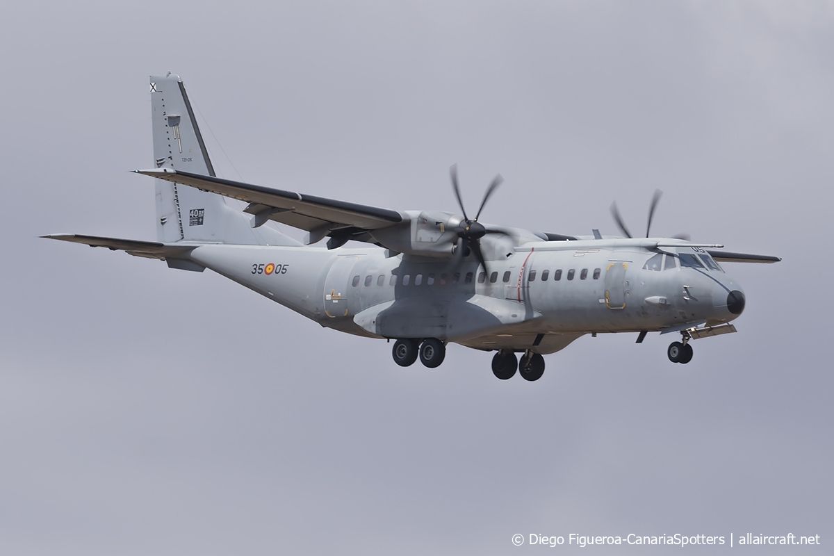 T.21-05 / 35-05 2003 CASA C-295M