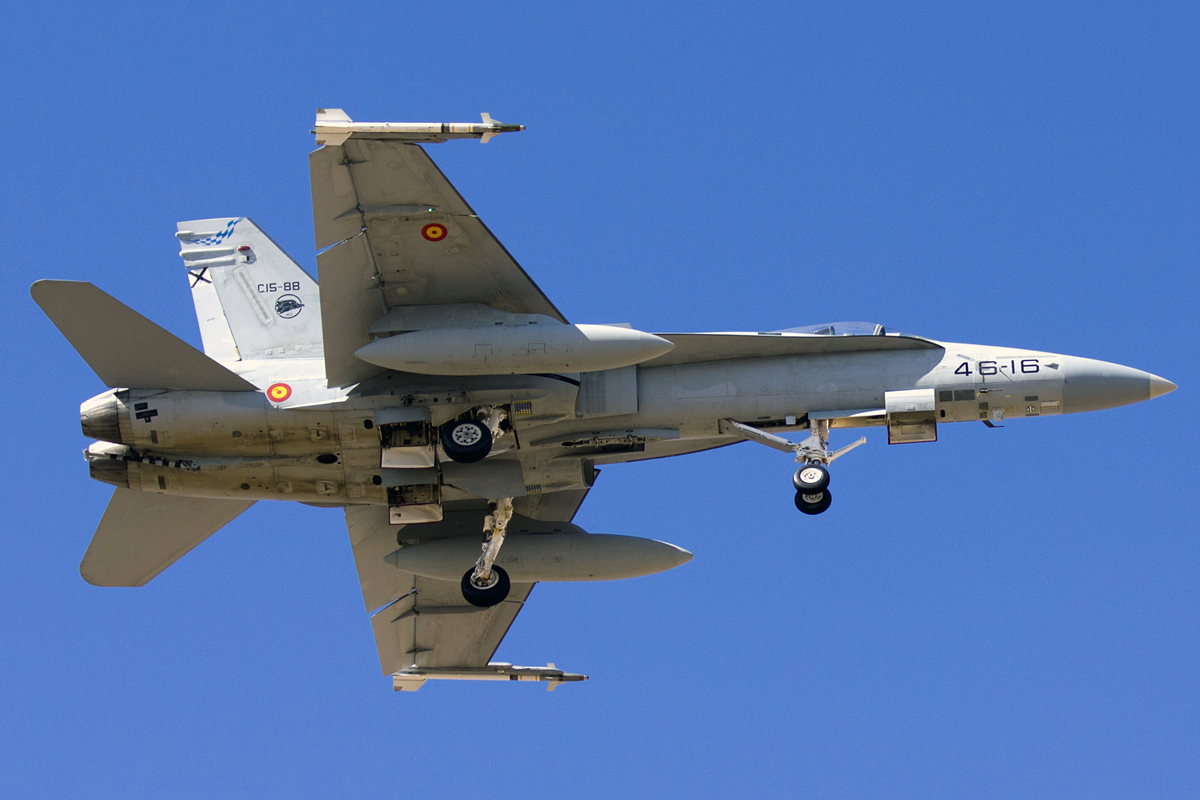 C.15-88 (0163/A125) McDonnell Douglas EF-18A Hornet
