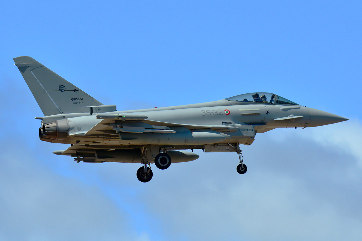 MM7310 / 36-32 (IS042) Eurofighter EF-2000 Typhoon S