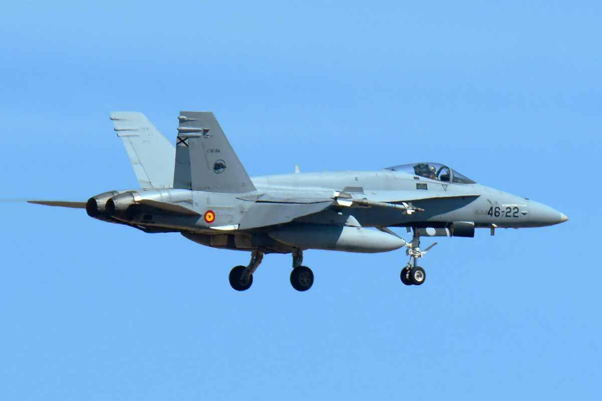 C.15-94 (0170/A132) McDonnell Douglas F/A-18A Hornet