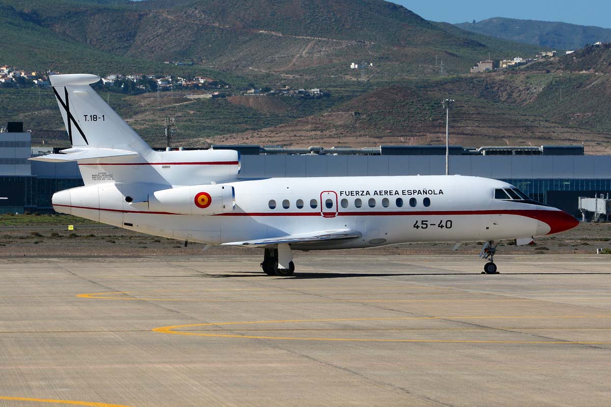 T.18-1 (38) 1987 Dassault Falcon 900B
