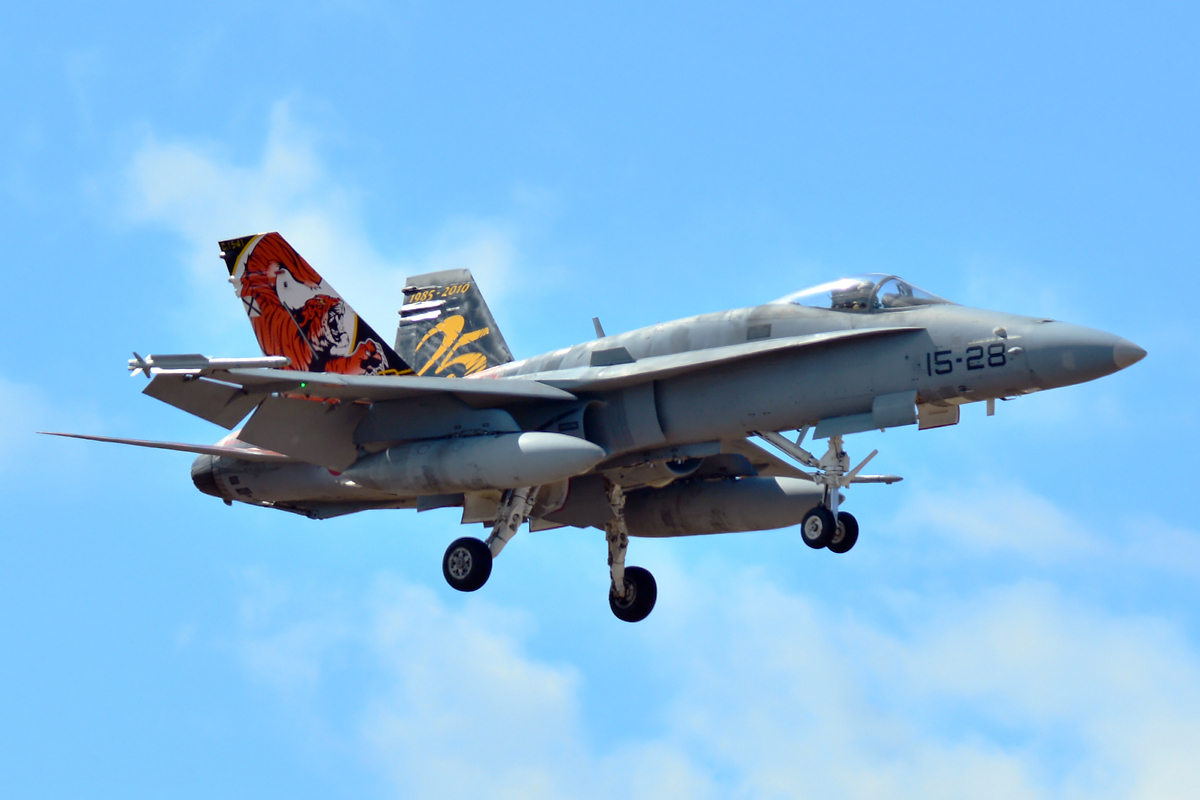 C.15-41 / 15-28 McDonnell Douglas EF-18A Hornet