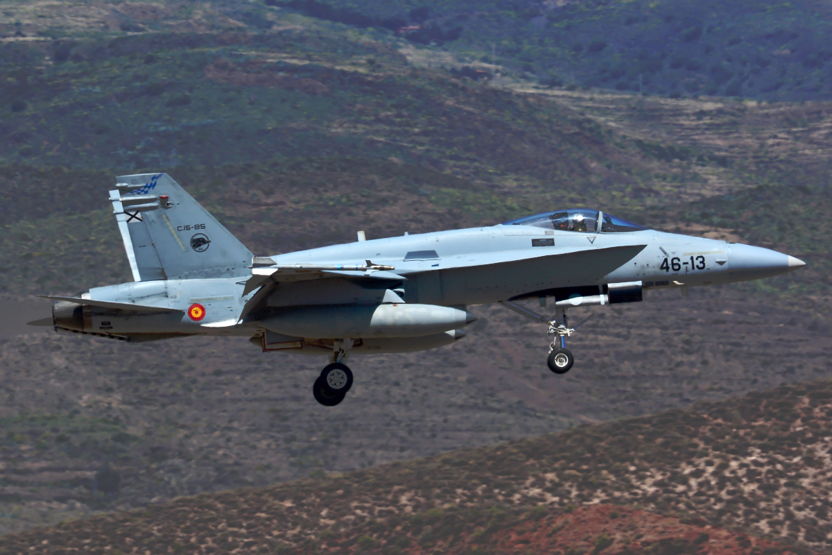 C.15-81 / 46-09 McDonnell Douglas EF-18A Hornet