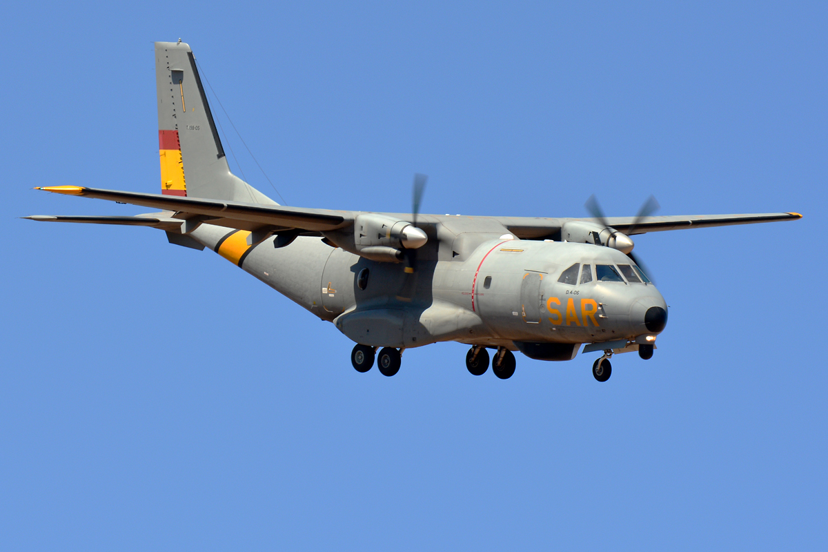 T.19B-05 (C036) 1990 CASA CN-235-100M