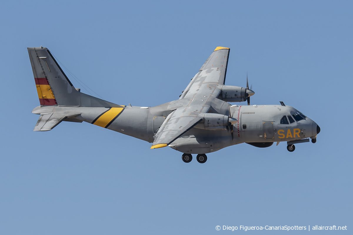 D.4-07 (C060) 1992 CASA CN-235 MPA